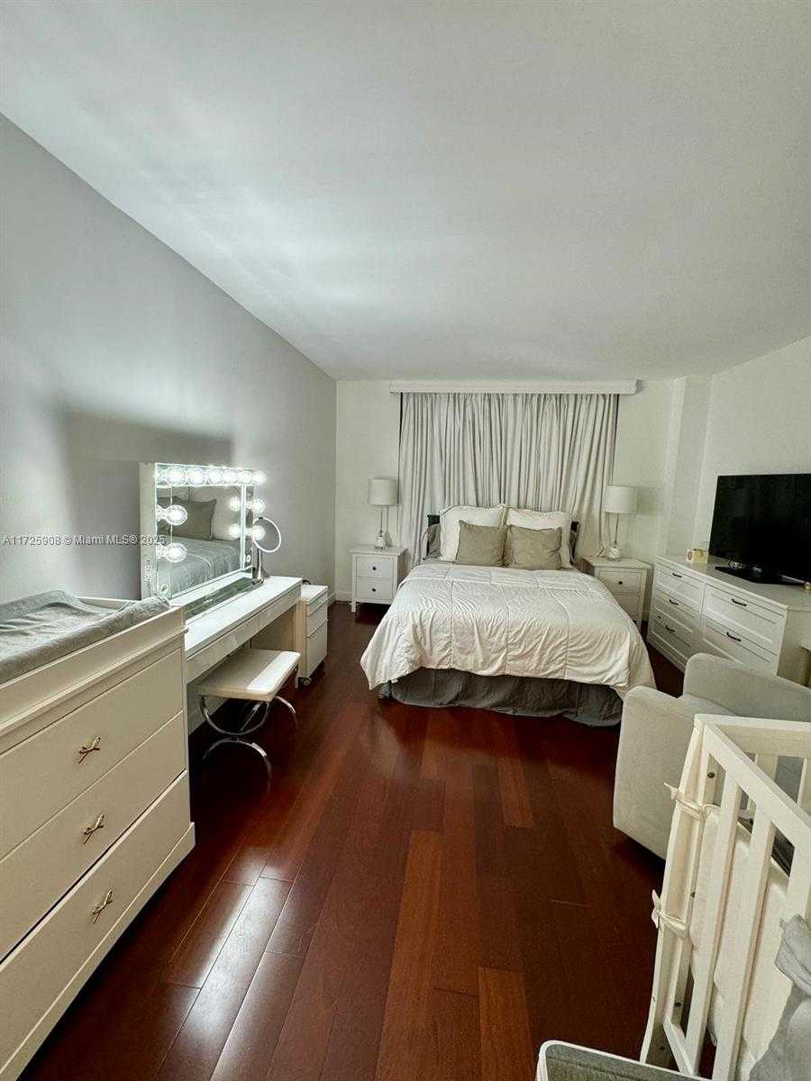 Small Image of 2780 NORTH EAST 183RD ST #1203, Aventura Number 29