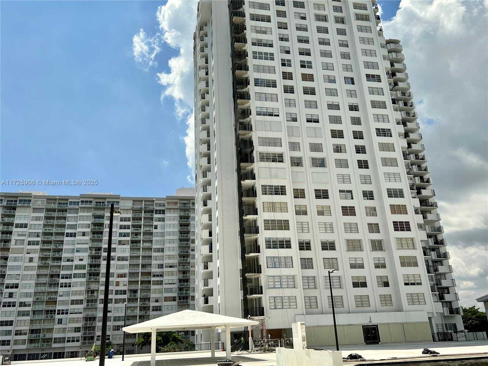 Small Image of 2780 NORTH EAST 183RD ST #1203, Aventura Number 43