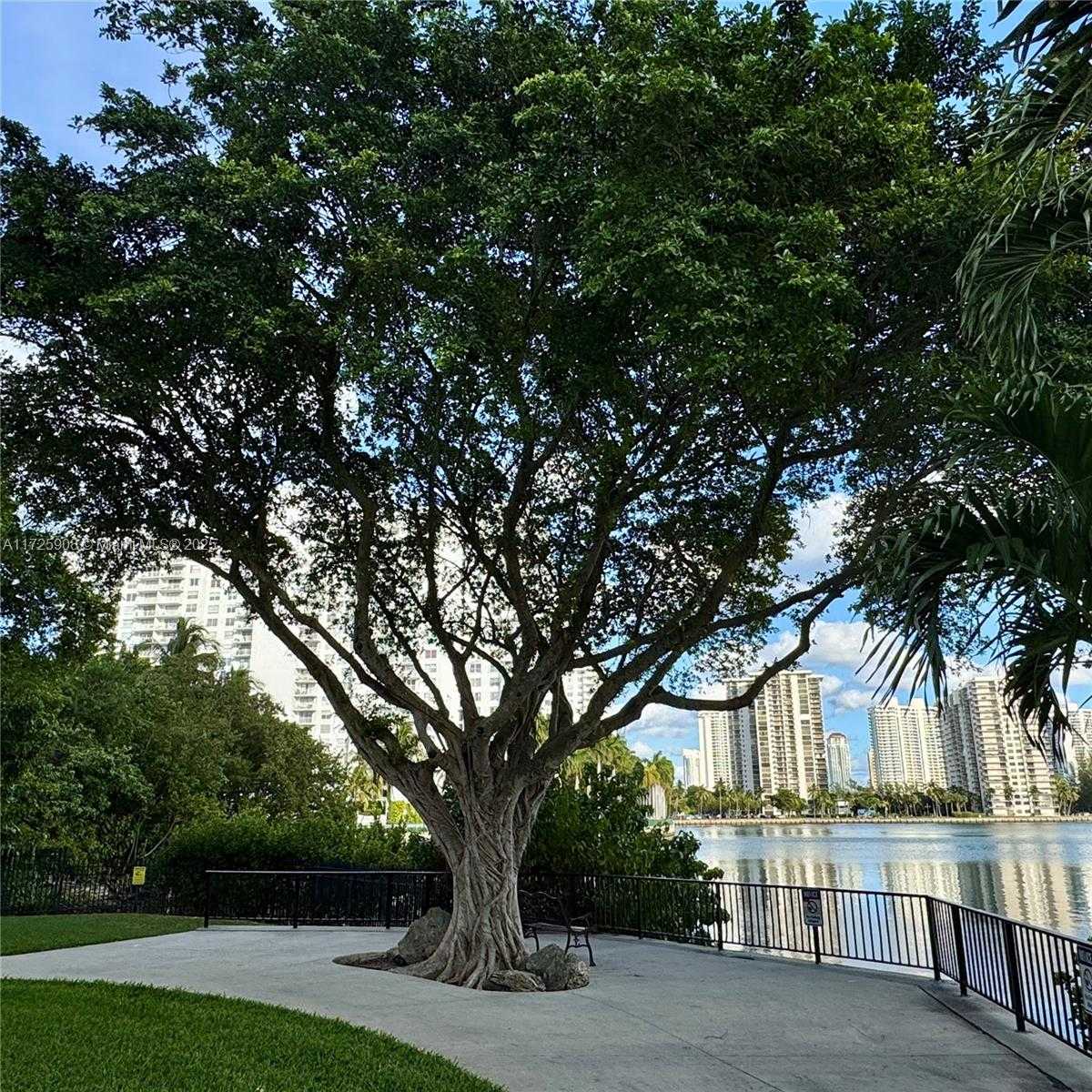 Small Image of 2780 NORTH EAST 183RD ST #1203, Aventura Number 44