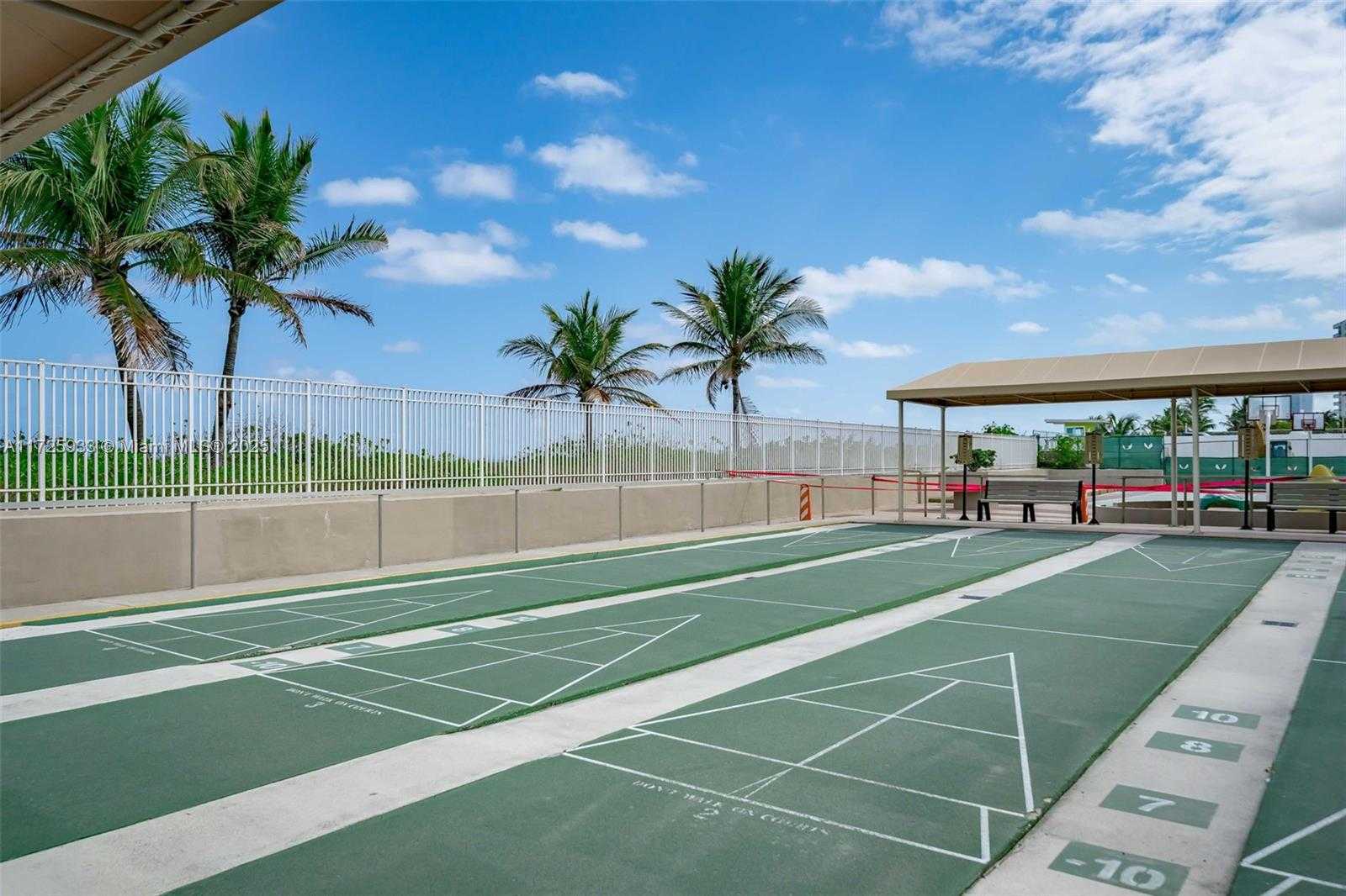 Small Image of 1950 SOUTH OCEAN DR #LE, Hallandale Beach Number 13