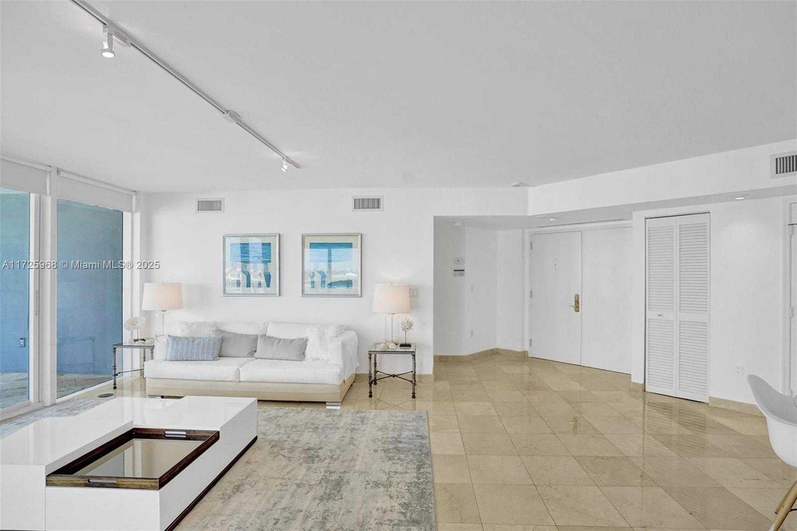 Small Image of 6301 COLLINS AVE #2308, Miami Beach Number 14
