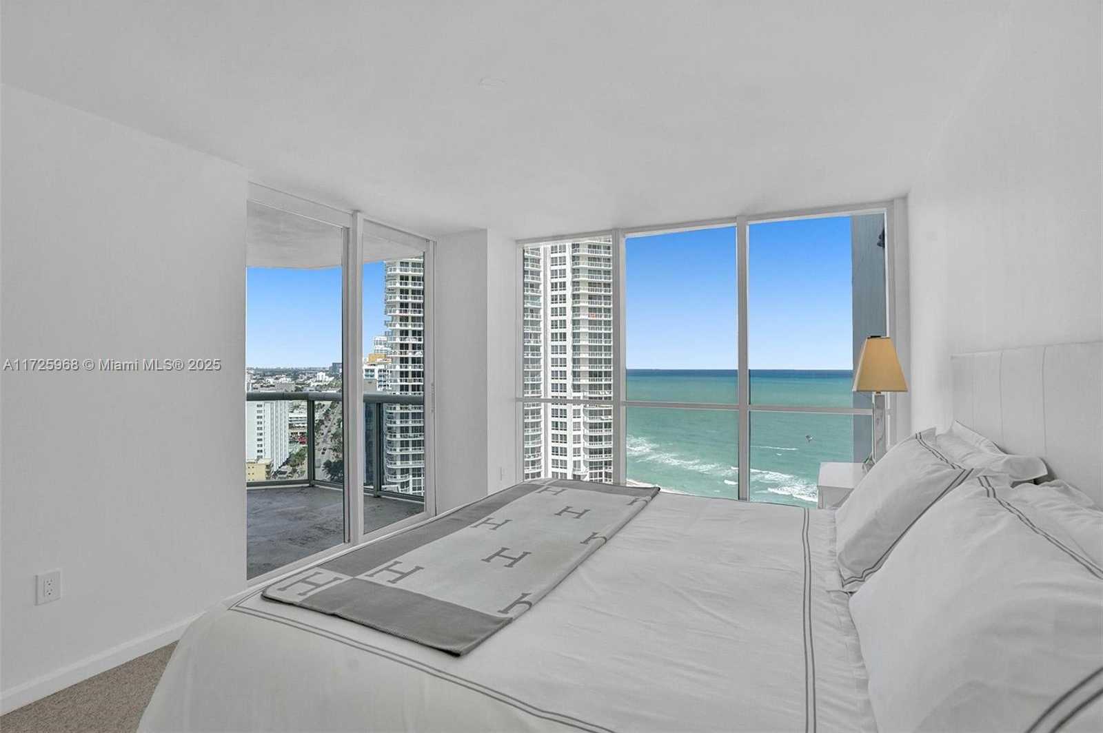 Small Image of 6301 COLLINS AVE #2308, Miami Beach Number 25