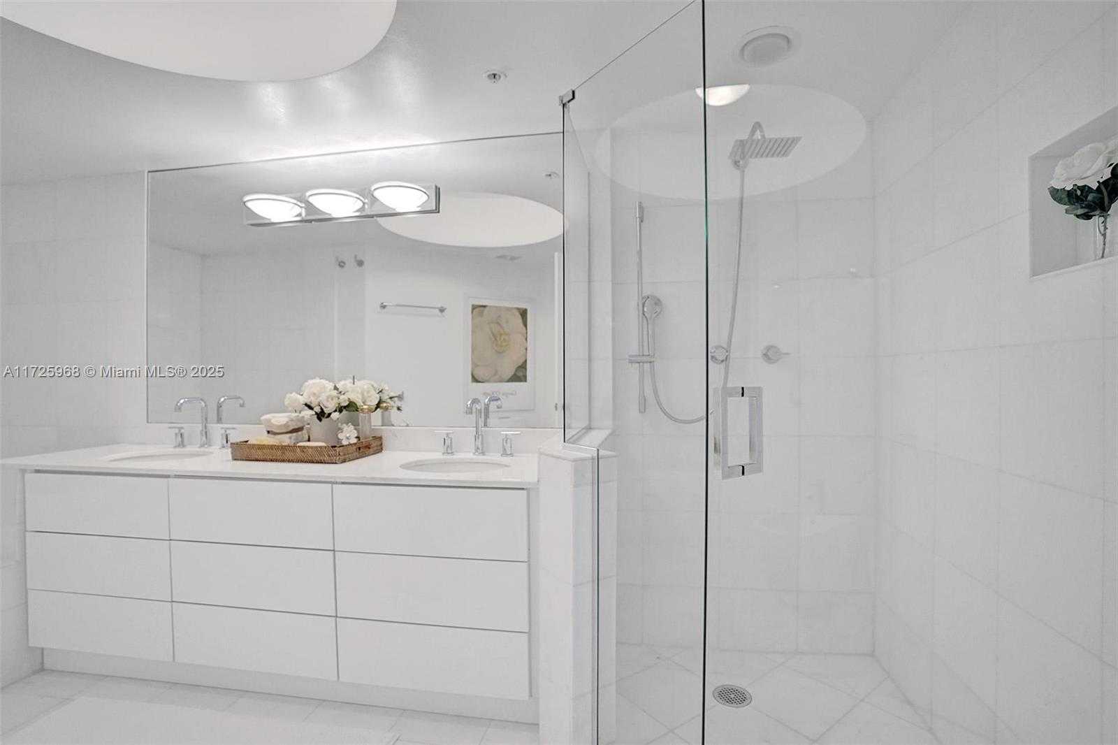 Small Image of 6301 COLLINS AVE #2308, Miami Beach Number 29