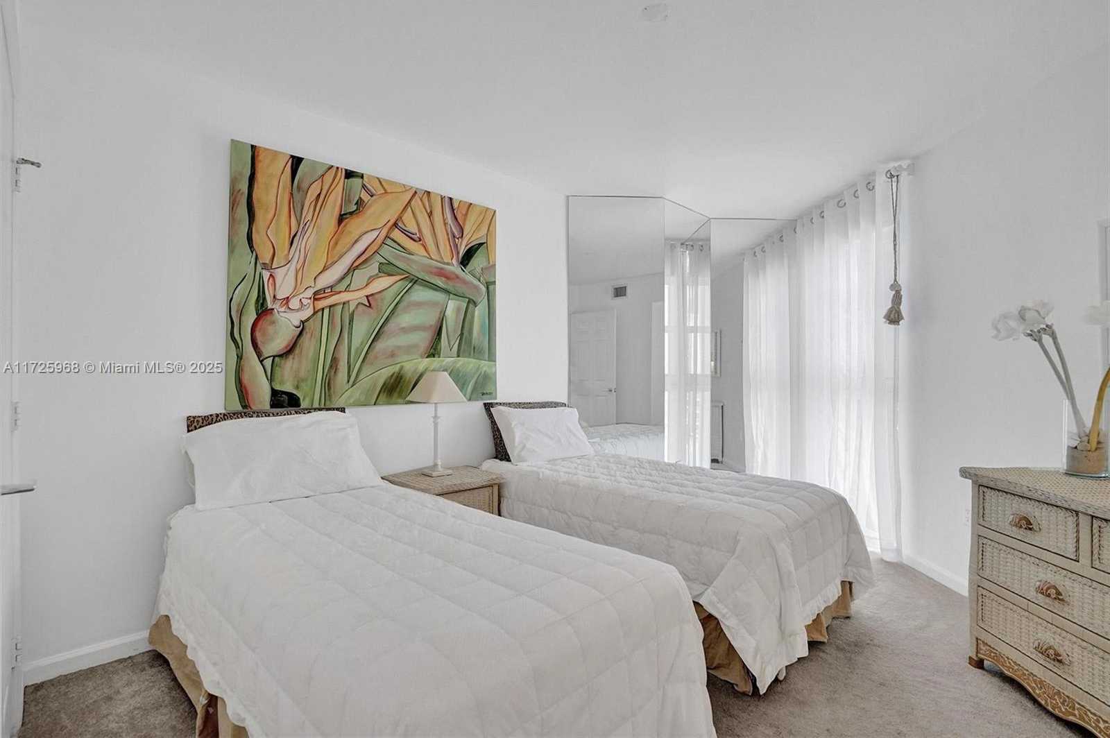 Small Image of 6301 COLLINS AVE #2308, Miami Beach Number 32