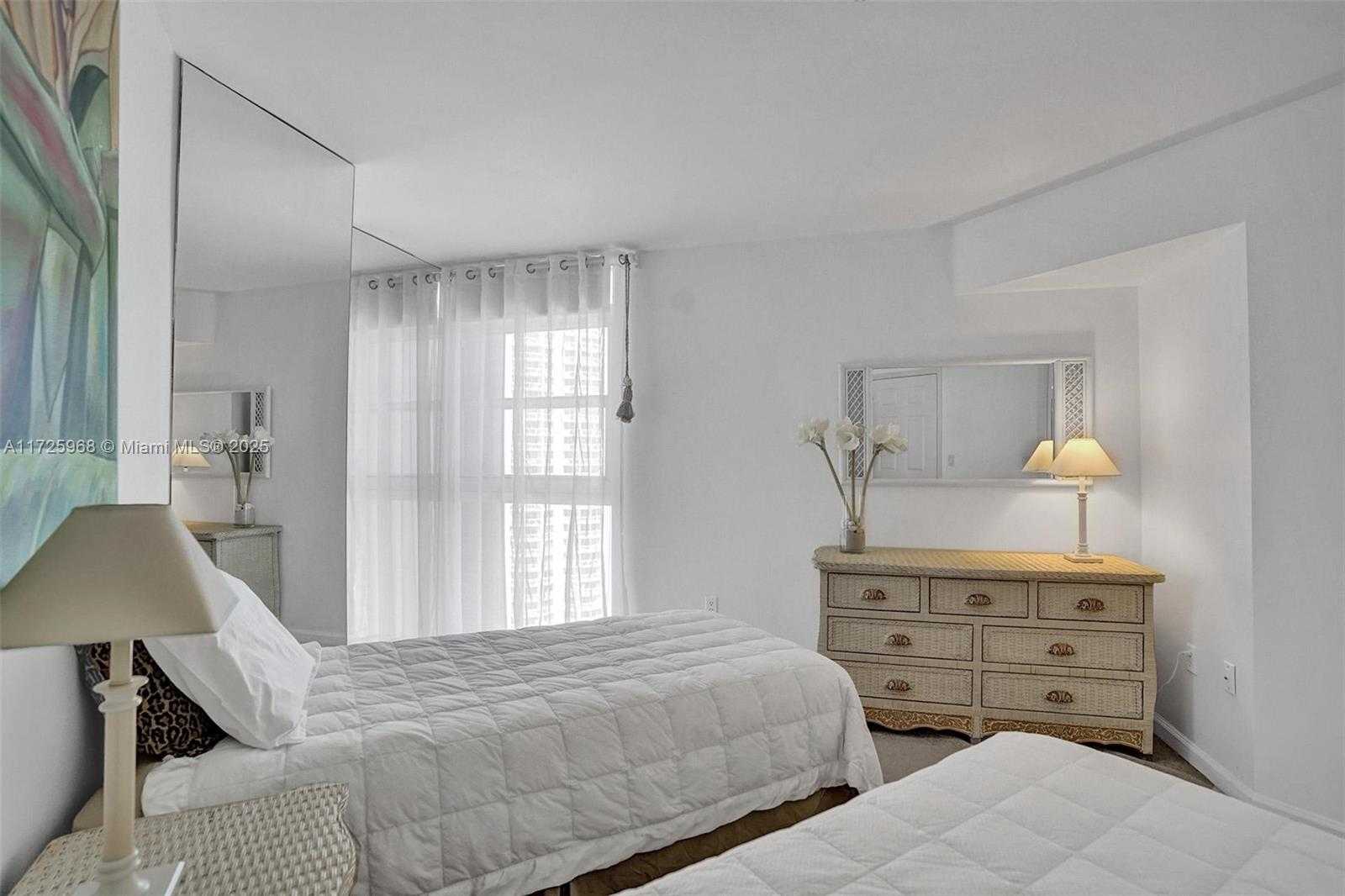 Small Image of 6301 COLLINS AVE #2308, Miami Beach Number 33