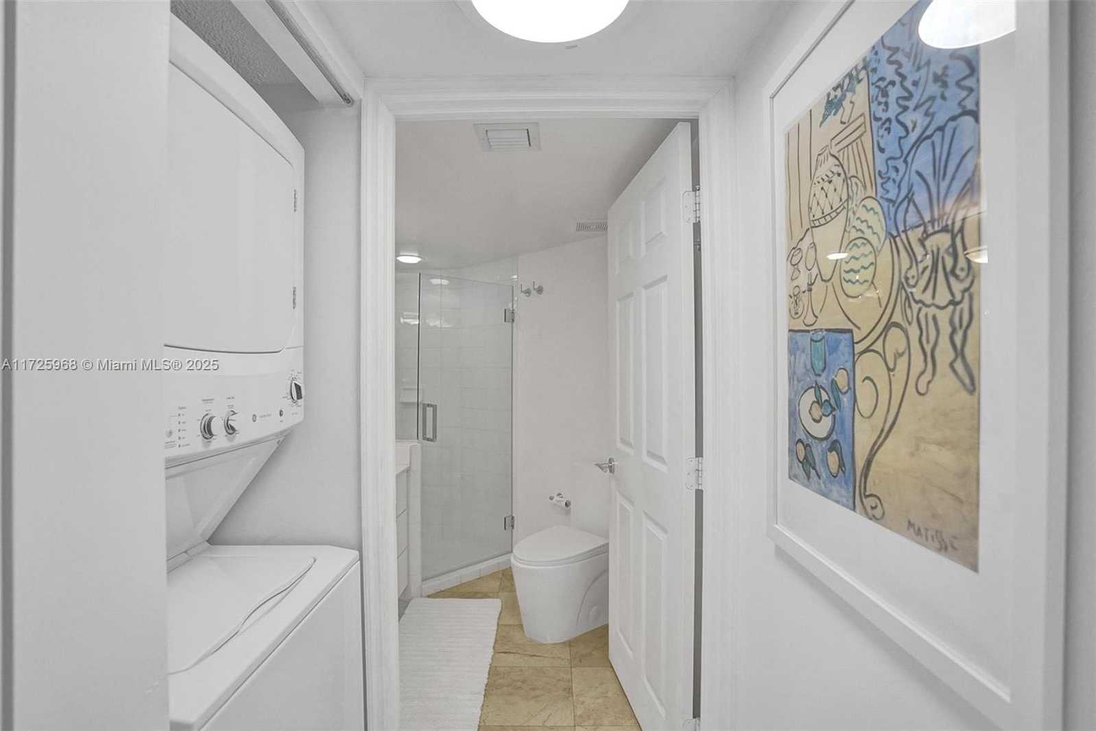 Small Image of 6301 COLLINS AVE #2308, Miami Beach Number 36