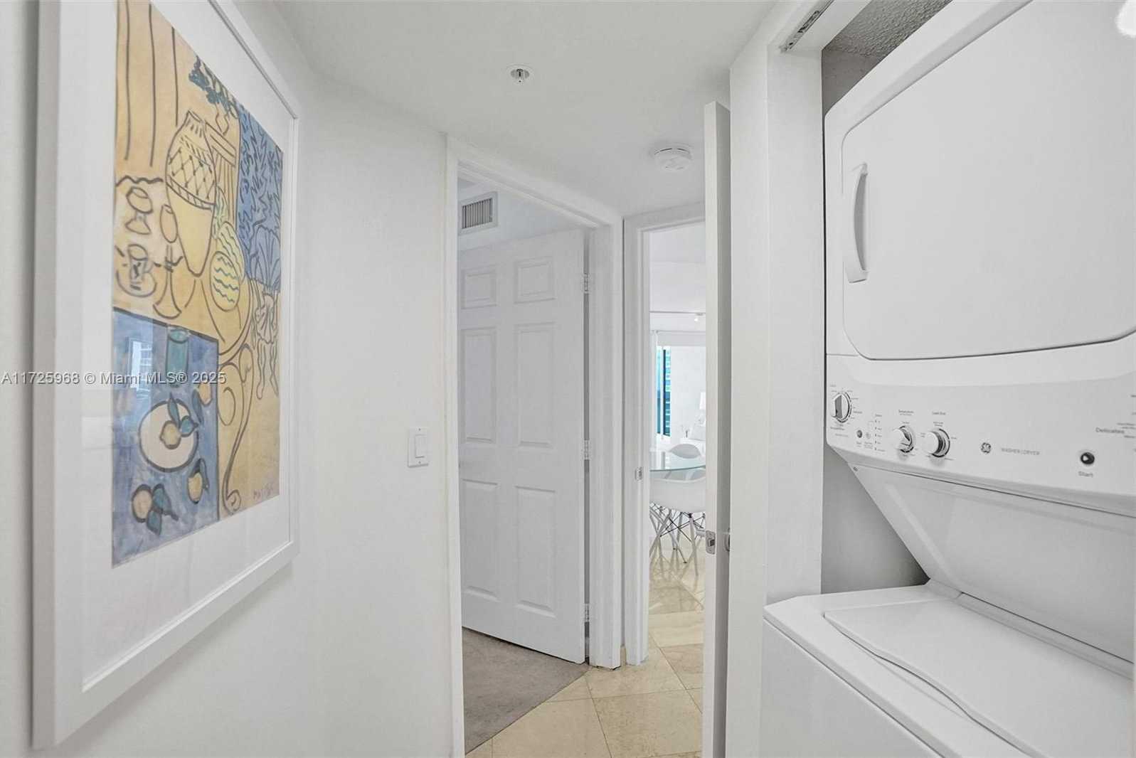 Small Image of 6301 COLLINS AVE #2308, Miami Beach Number 37