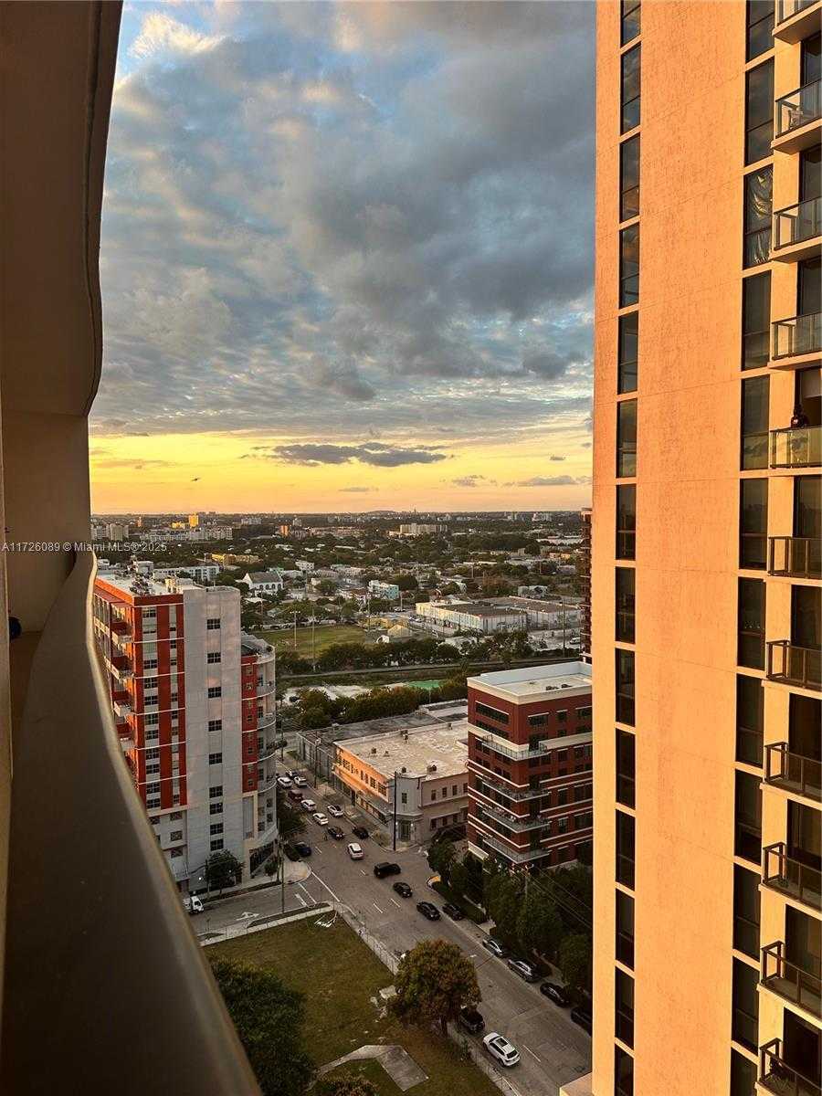 Small Image of 1600 NORTH EAST 1ST AVE #1918, Miami Number 48