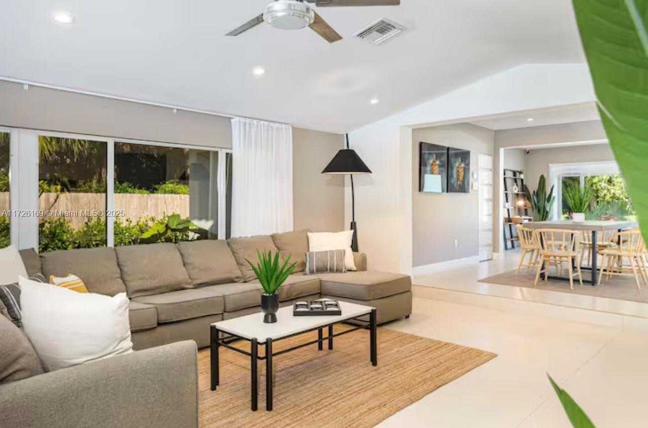 Small Image of 1019 NORTH EAST 115TH ST #1019, Biscayne Park Number 2