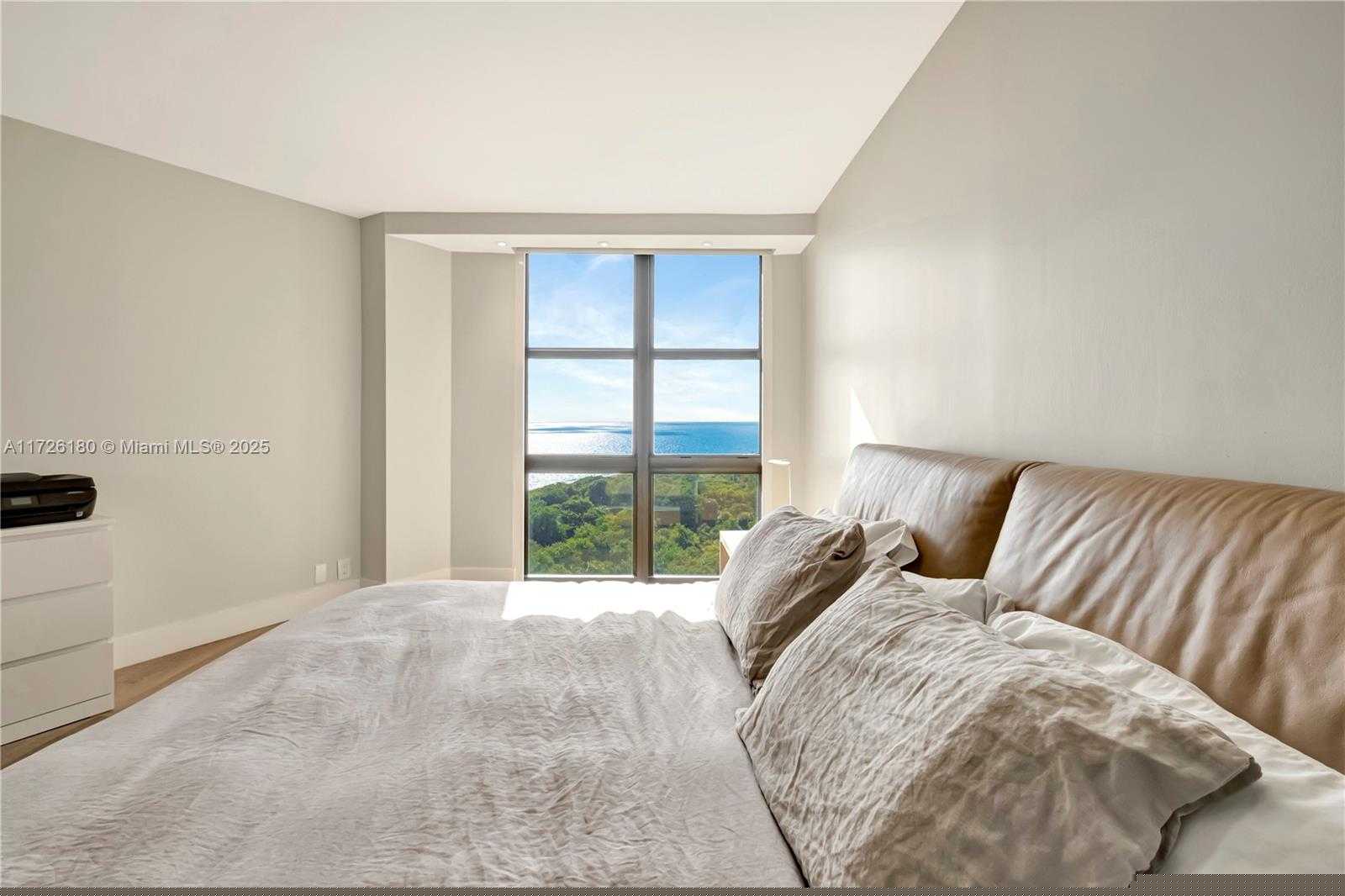 Small Image of 1121 CRANDON BLVD #F1102, Key Biscayne Number 12