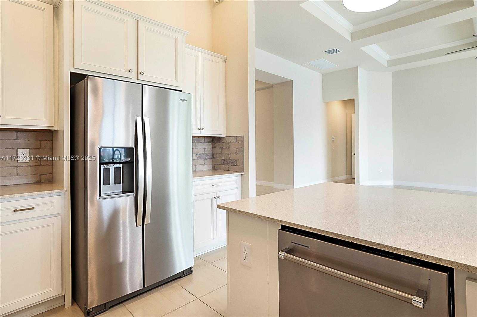 Small Image of 9117 BALSAMO DR, Palm Beach Gardens Number 14