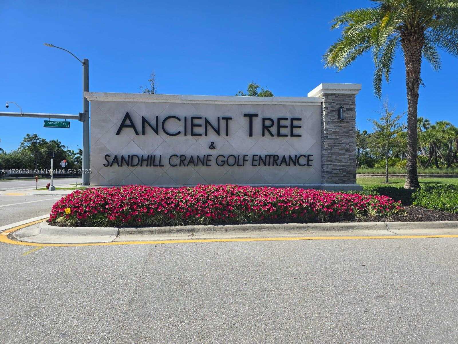 Small Image of 9117 BALSAMO DR, Palm Beach Gardens Number 2
