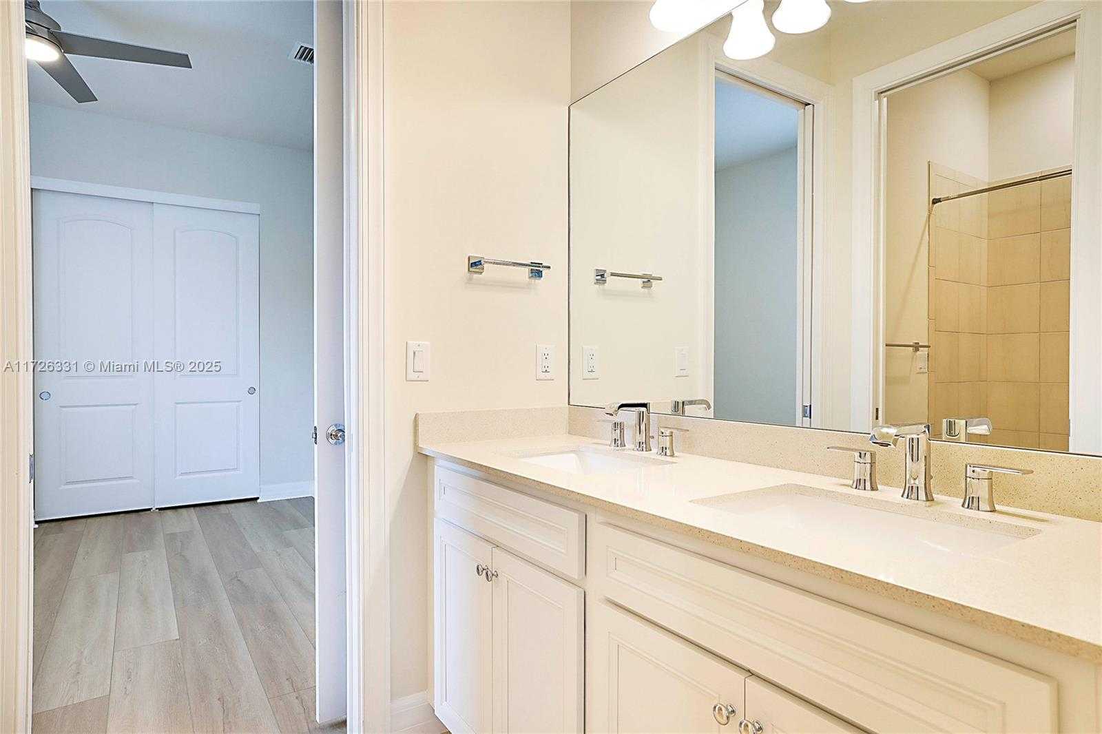 Small Image of 9117 BALSAMO DR, Palm Beach Gardens Number 23