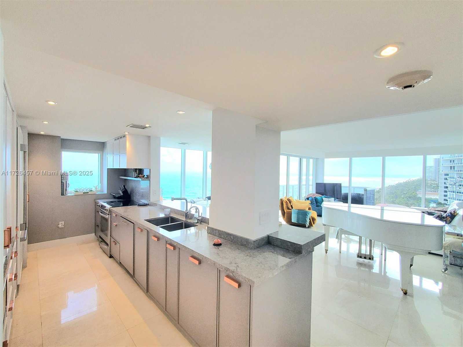 Small Image of 10275 COLLINS AVE #1110, Bal Harbour Number 2