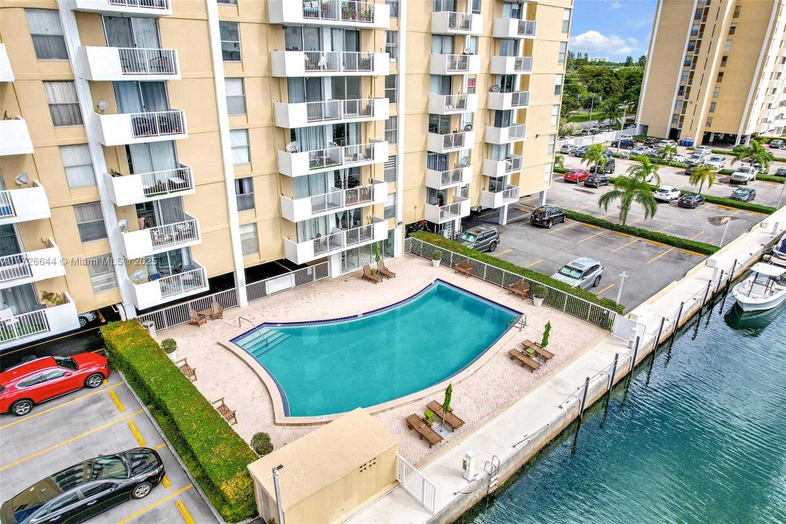 Small Image of 2000 NORTH EAST 135TH ST #411, North Miami Number 17