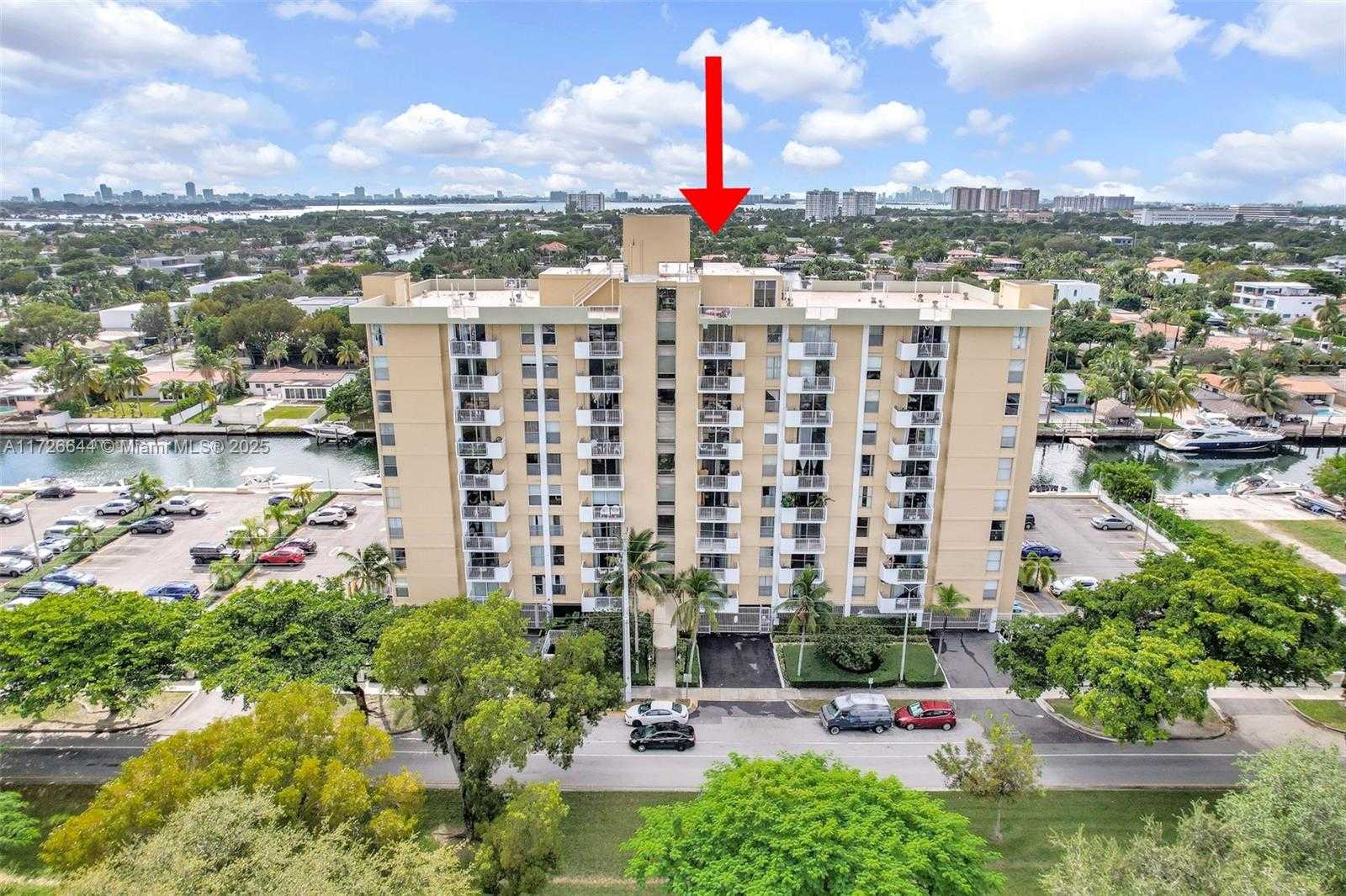 Small Image of 2000 NORTH EAST 135TH ST #411, North Miami Number 19