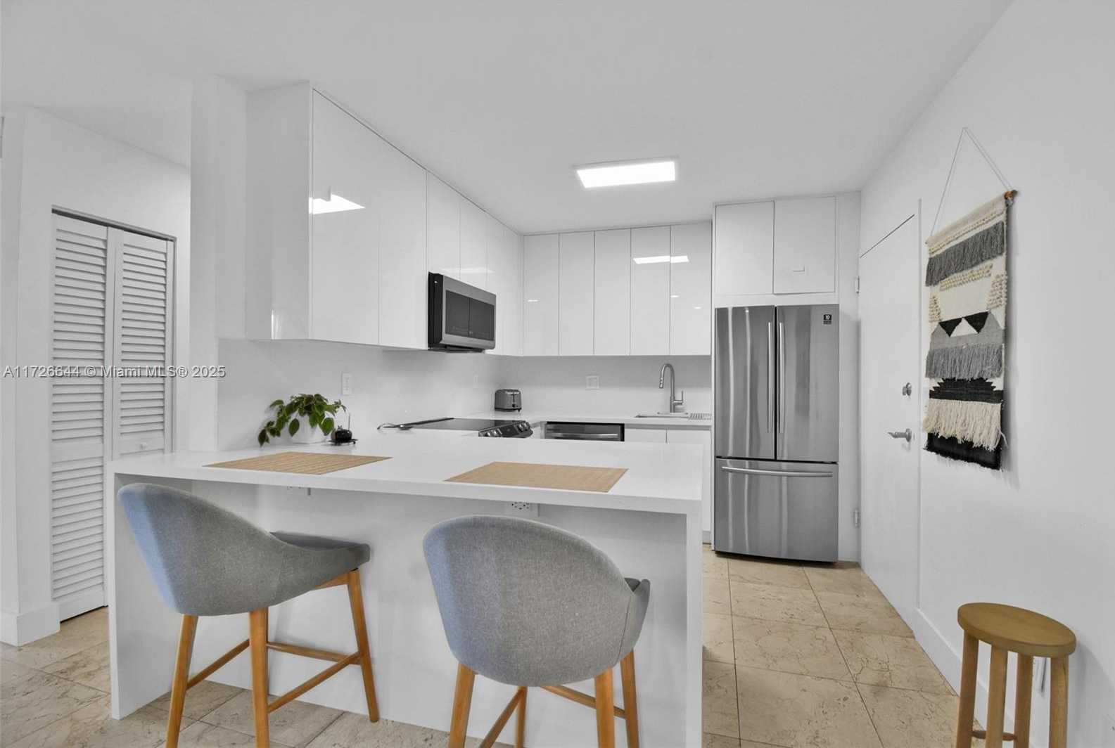 Small Image of 2000 NORTH EAST 135TH ST #411, North Miami Number 23