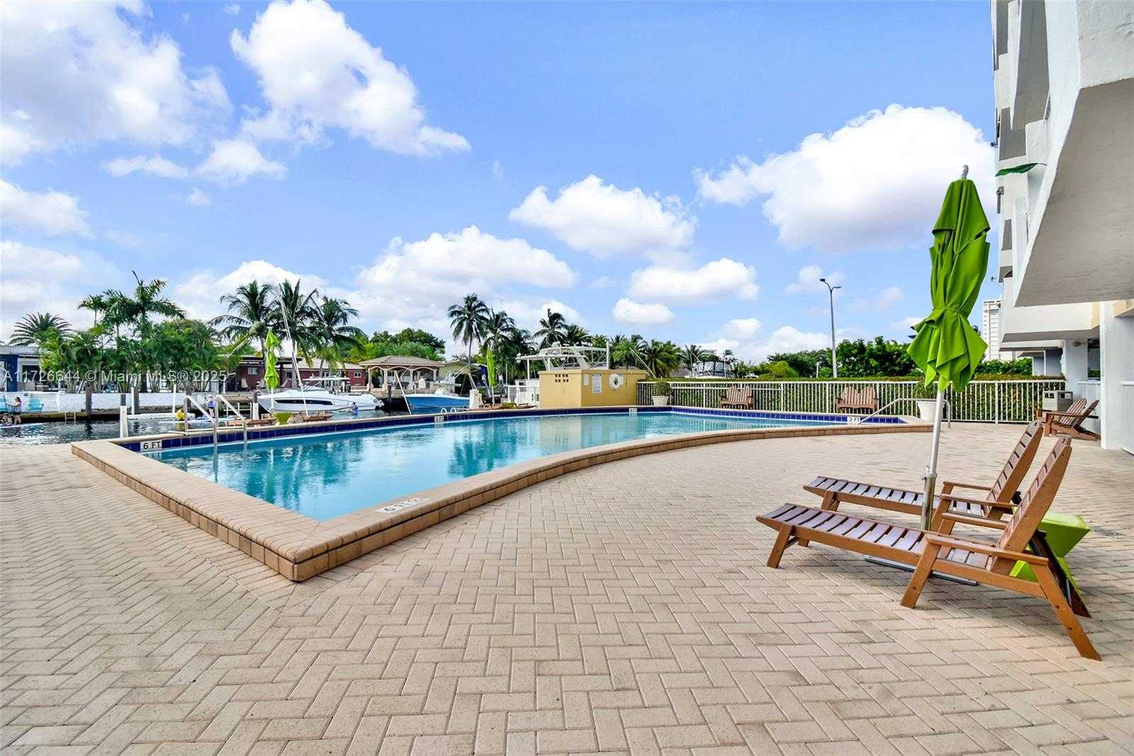 Small Image of 2000 NORTH EAST 135TH ST #411, North Miami Number 53