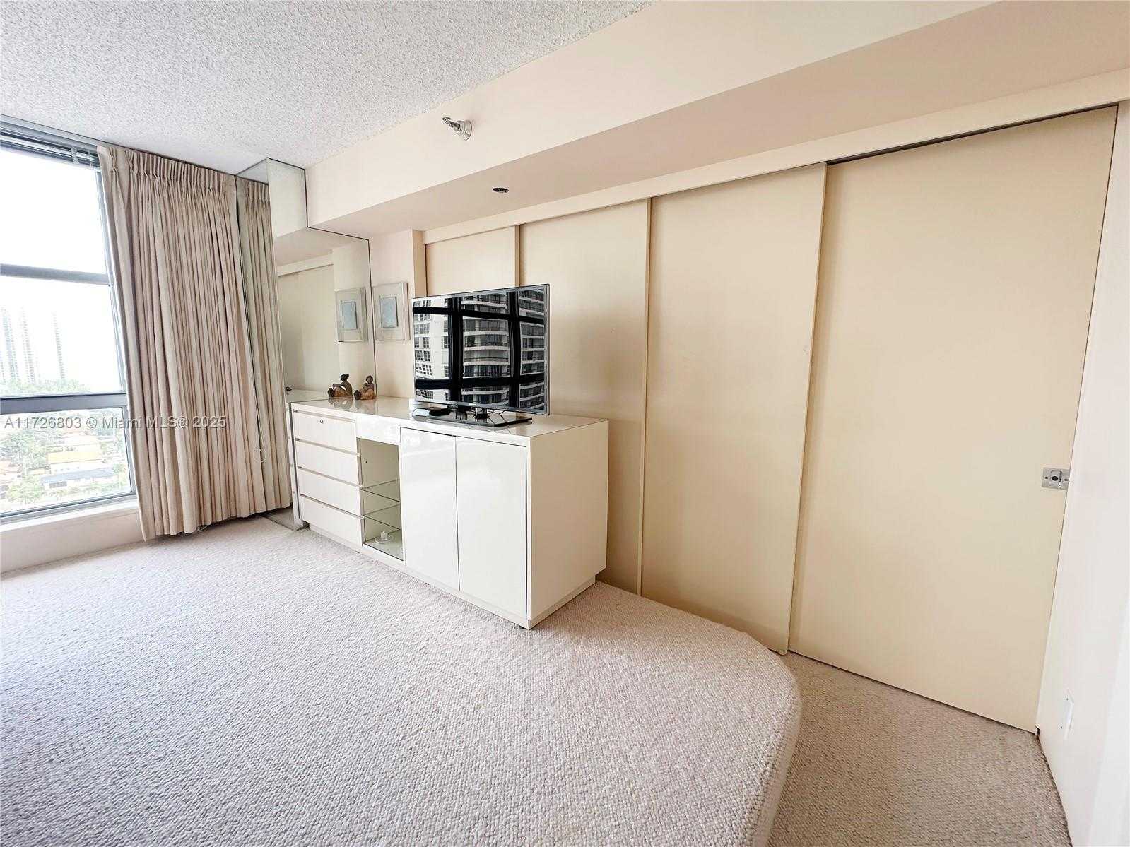Small Image of 19101 NORTH EAST 36TH CT #2112, Aventura Number 26