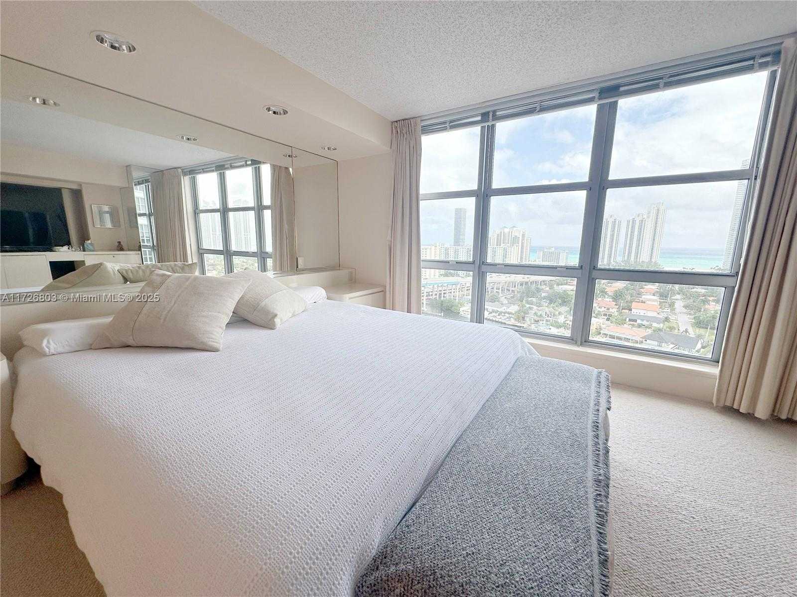 Small Image of 19101 NORTH EAST 36TH CT #2112, Aventura Number 29
