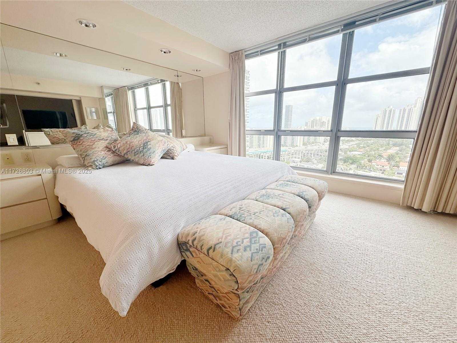 Small Image of 19101 NORTH EAST 36TH CT #2112, Aventura Number 31
