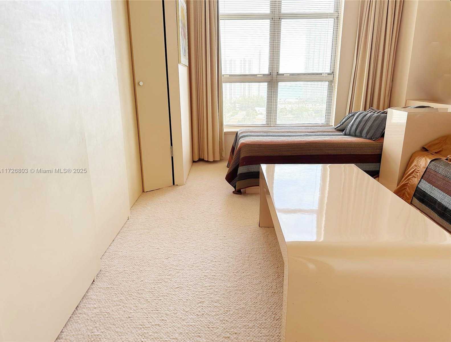 Small Image of 19101 NORTH EAST 36TH CT #2112, Aventura Number 40