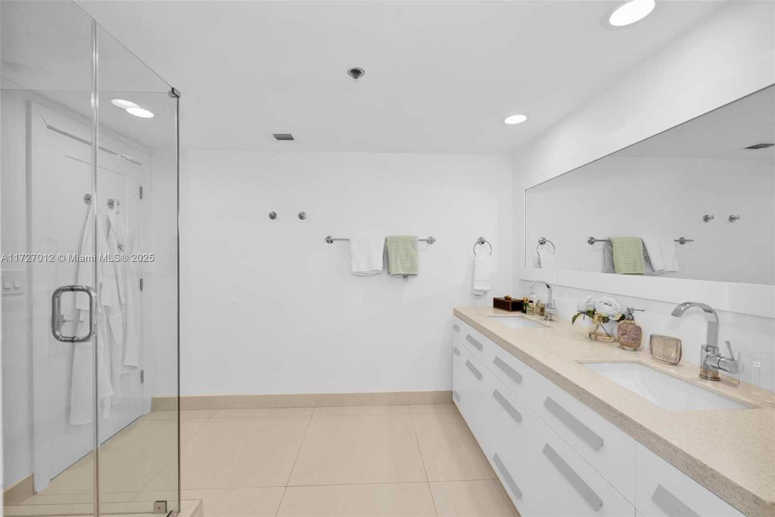 Small Image of 10175 COLLINS AVE #308, Bal Harbour Number 28