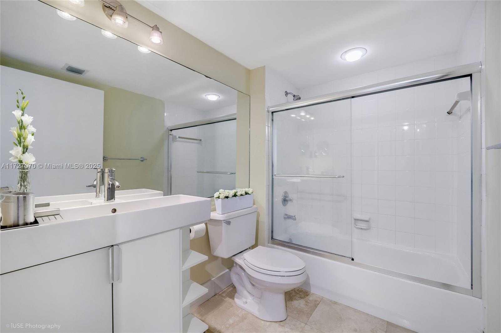 Small Image of 650 WEST AVE #1104, Miami Beach Number 11