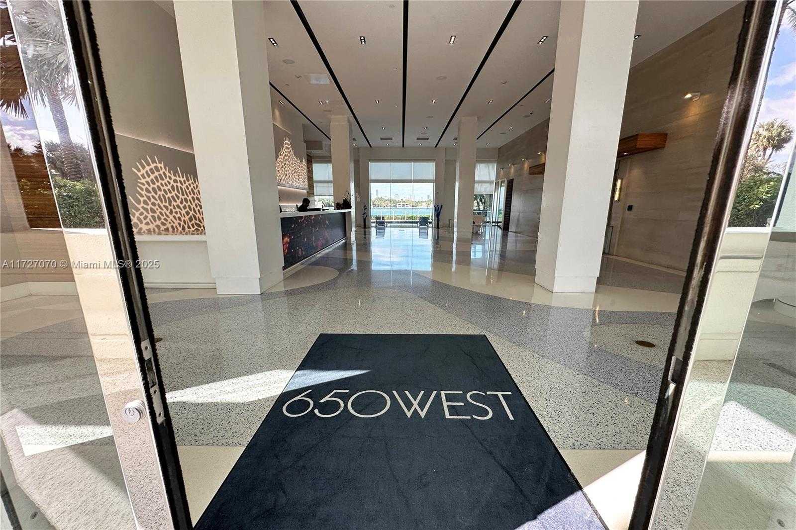 Small Image of 650 WEST AVE #1104, Miami Beach Number 19