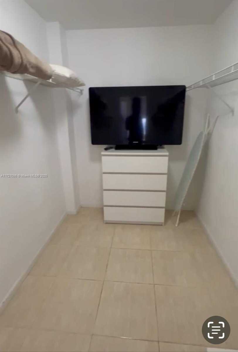 Small Image of 9195 COLLINS AVE #910, Surfside Number 4