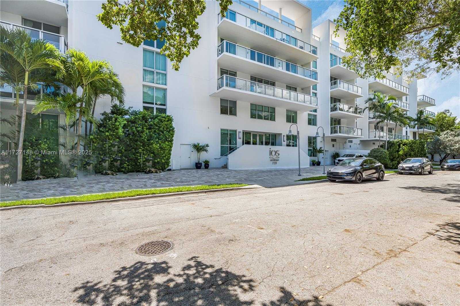 Small Image of 720 NORTH EAST 62ND ST #301, Miami Number 32