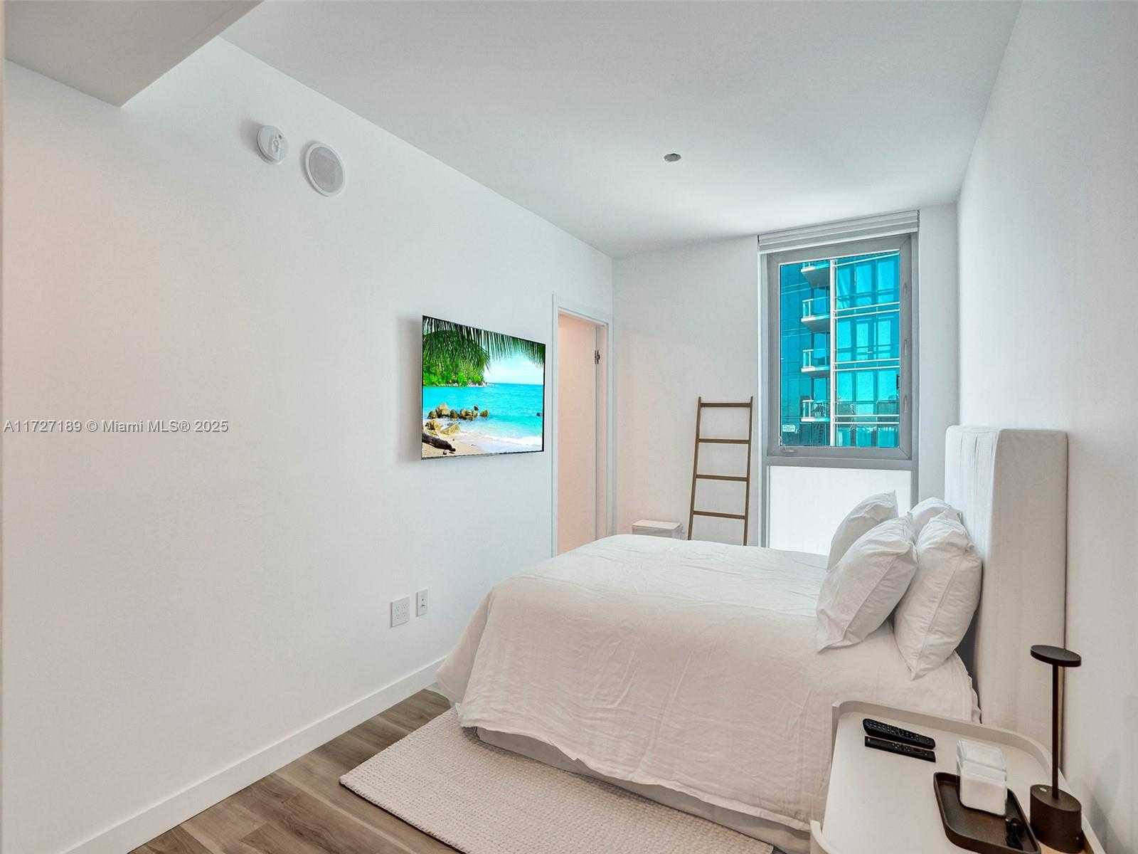 Small Image of 17001 COLLINS AVE #2308, Sunny Isles Beach Number 40