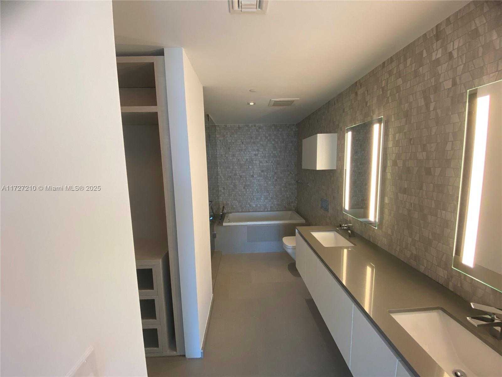 Small Image of 88 SOUTH WEST 7TH ST #3708, Miami Number 19