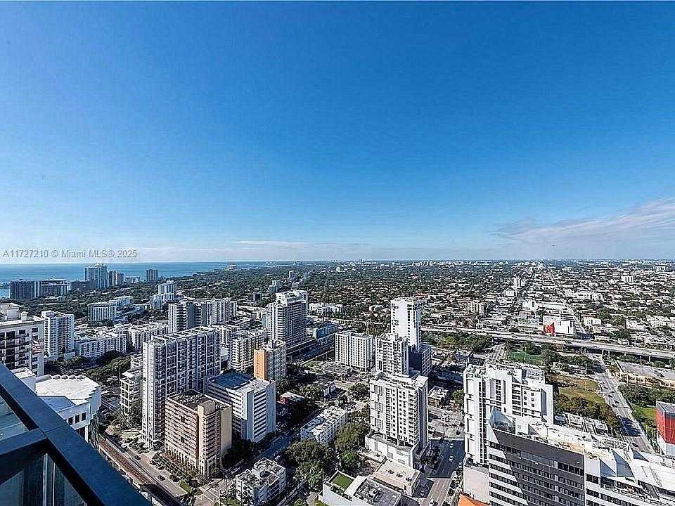 Small Image of 88 SOUTH WEST 7TH ST #3708, Miami Number 22