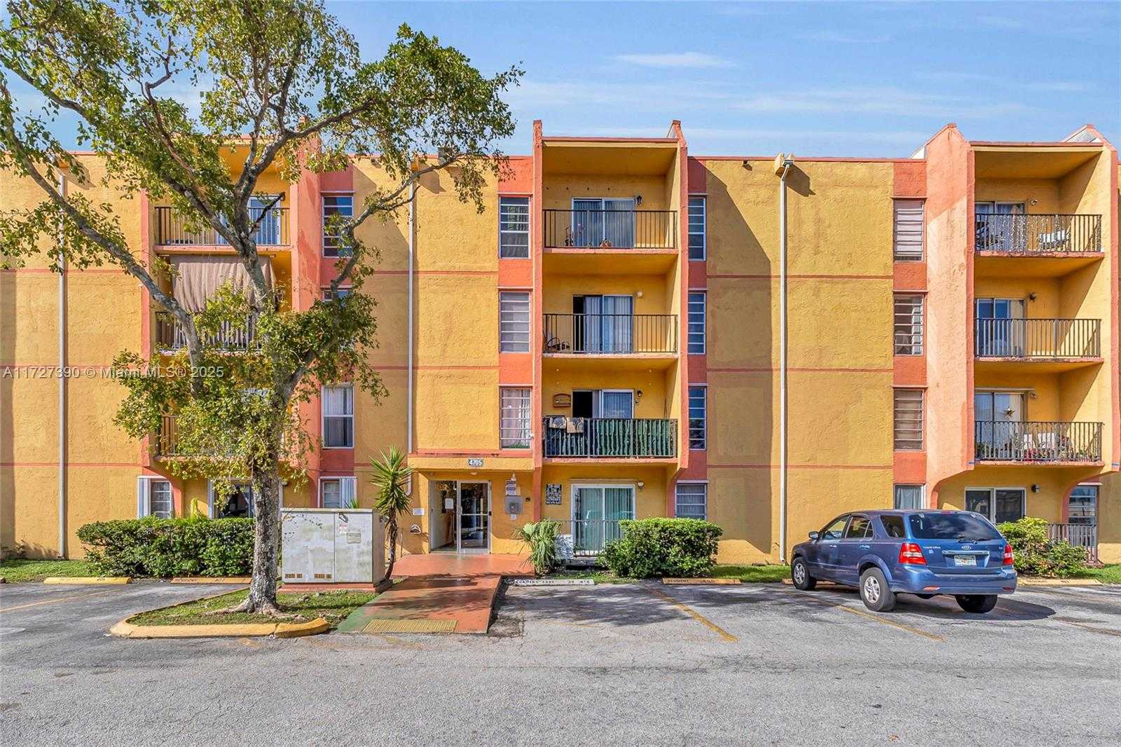 Small Image of 4705 NORTH WEST 7TH ST #103-7, Miami Number 21