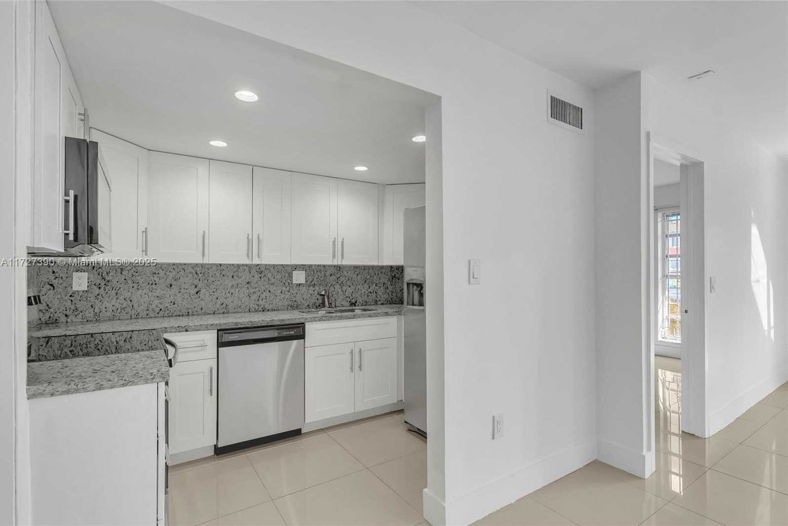 Small Image of 4705 NORTH WEST 7TH ST #103-7, Miami Number 6
