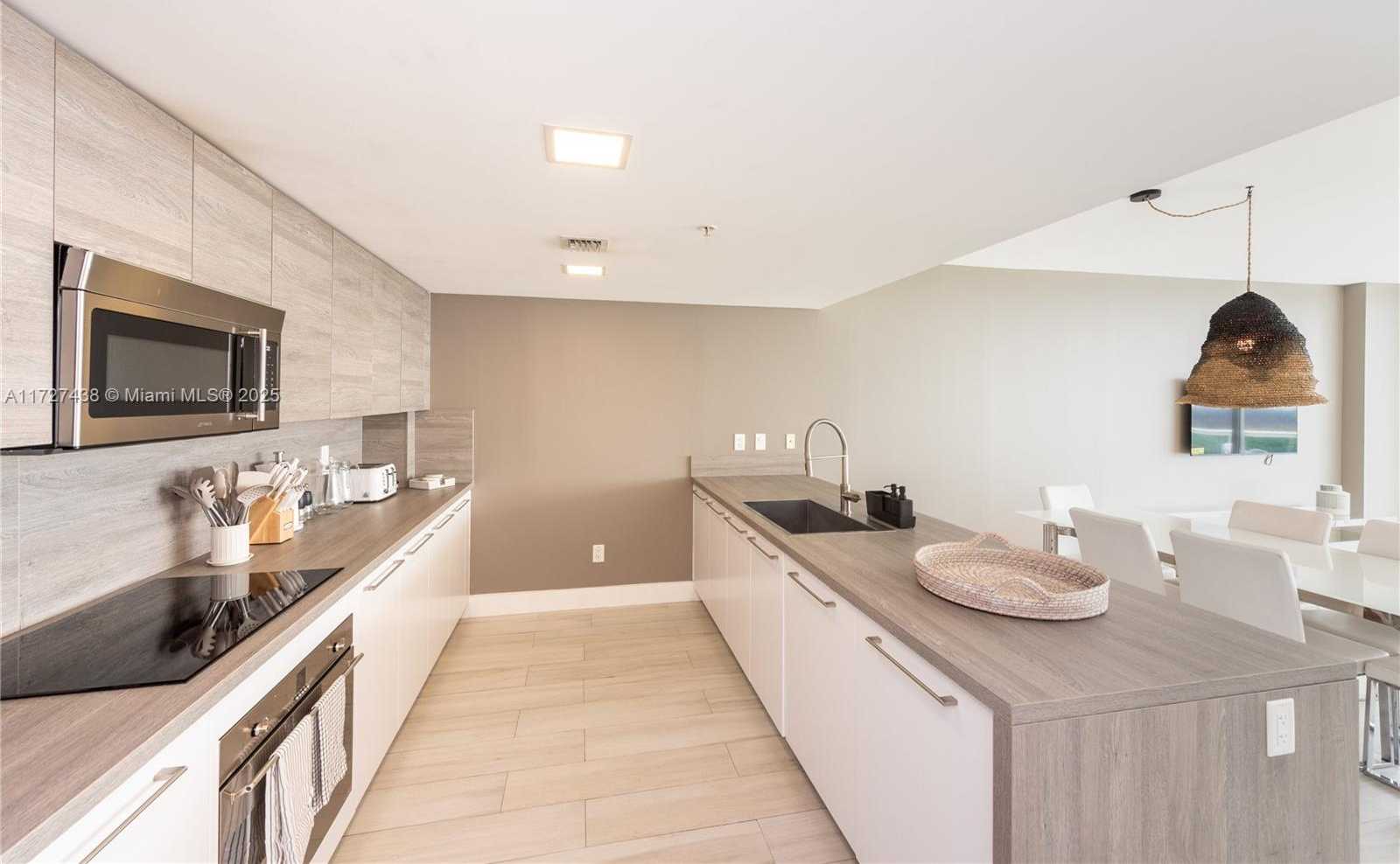 Small Image of 400 SUNNY ISLES BLVD #1518, Sunny Isles Beach Number 12