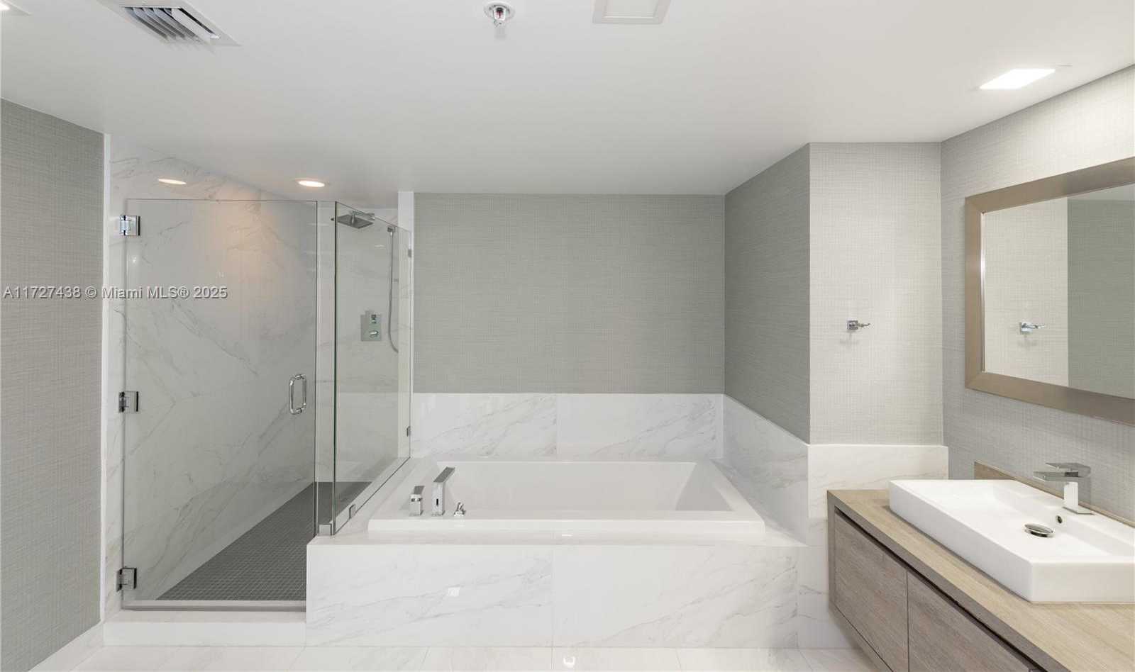 Small Image of 400 SUNNY ISLES BLVD #1518, Sunny Isles Beach Number 19