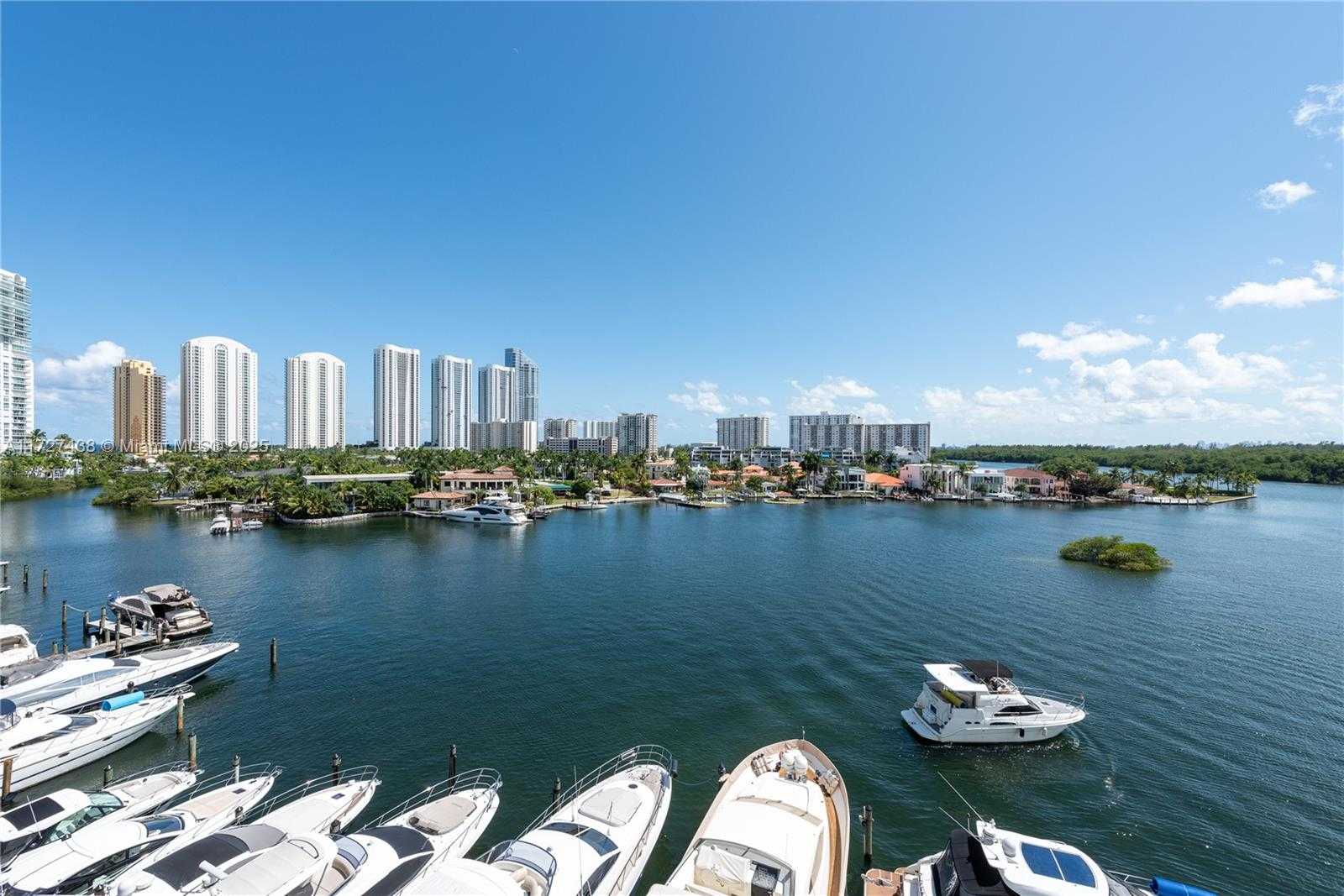 Small Image of 400 SUNNY ISLES BLVD #1518, Sunny Isles Beach Number 40