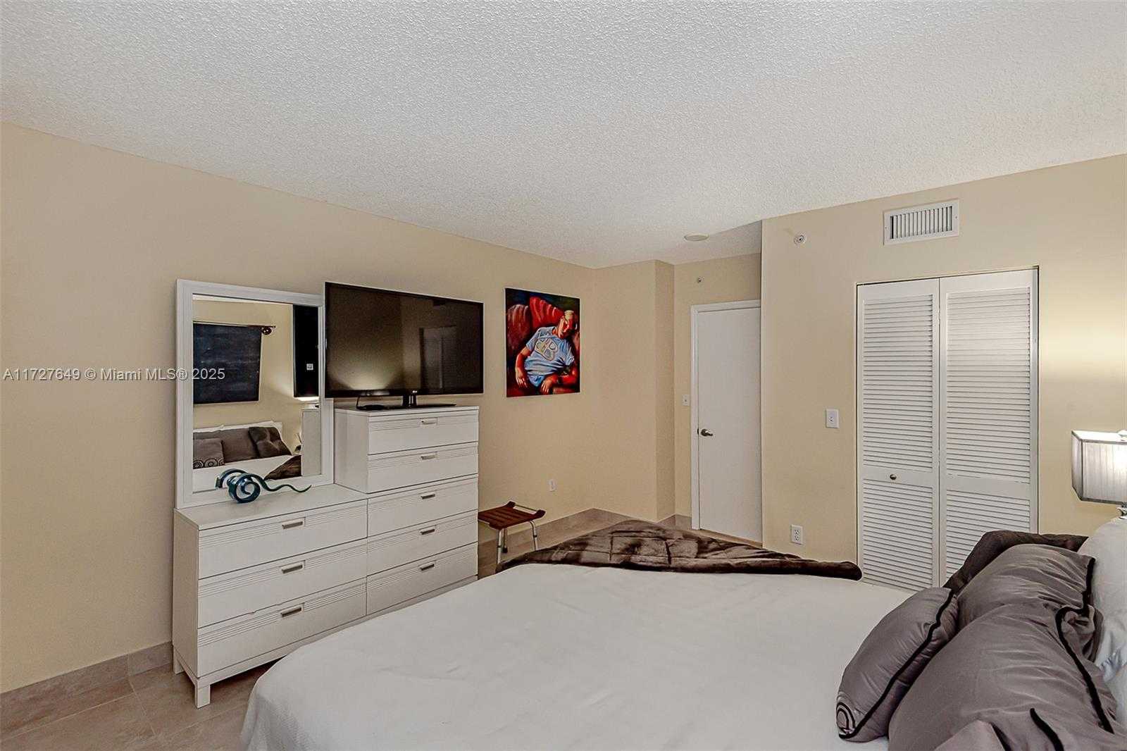 Small Image of 90 ALTON RD #501, Miami Beach Number 19