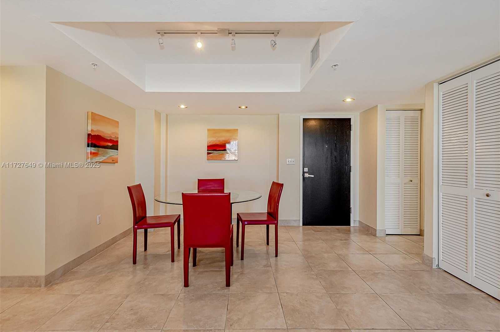 Small Image of 90 ALTON RD #501, Miami Beach Number 2