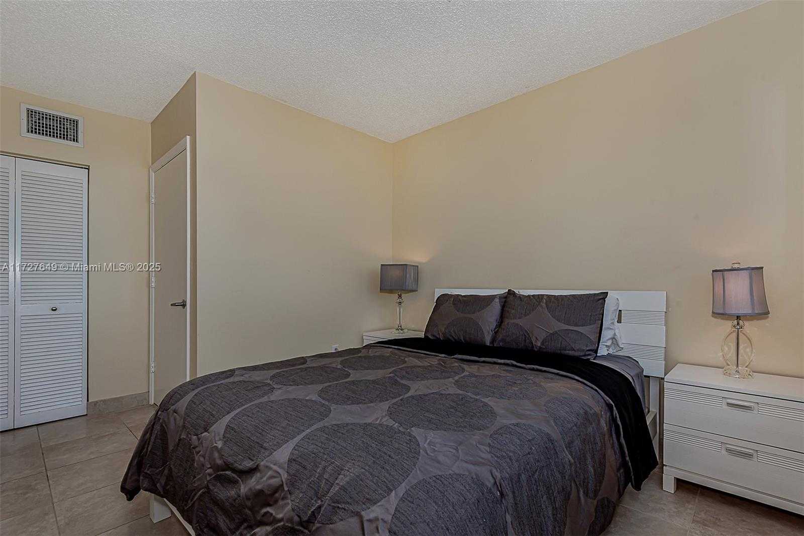 Small Image of 90 ALTON RD #501, Miami Beach Number 22