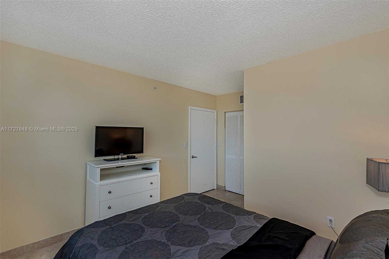 Small Image of 90 ALTON RD #501, Miami Beach Number 24