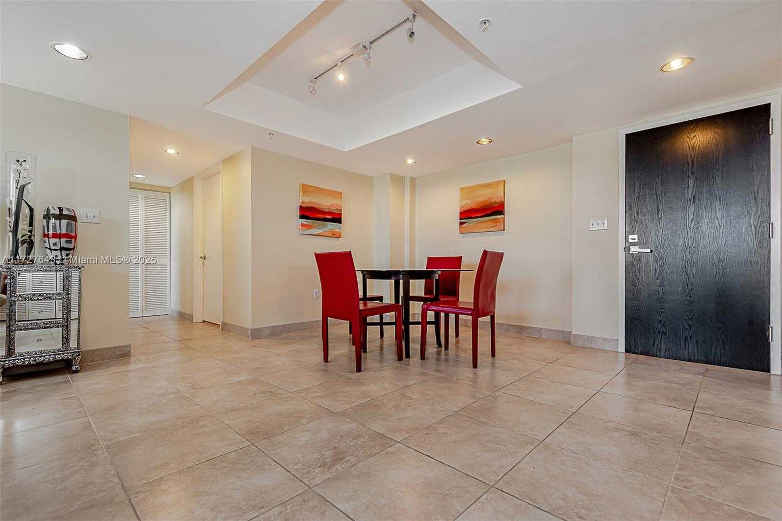 Small Image of 90 ALTON RD #501, Miami Beach Number 3