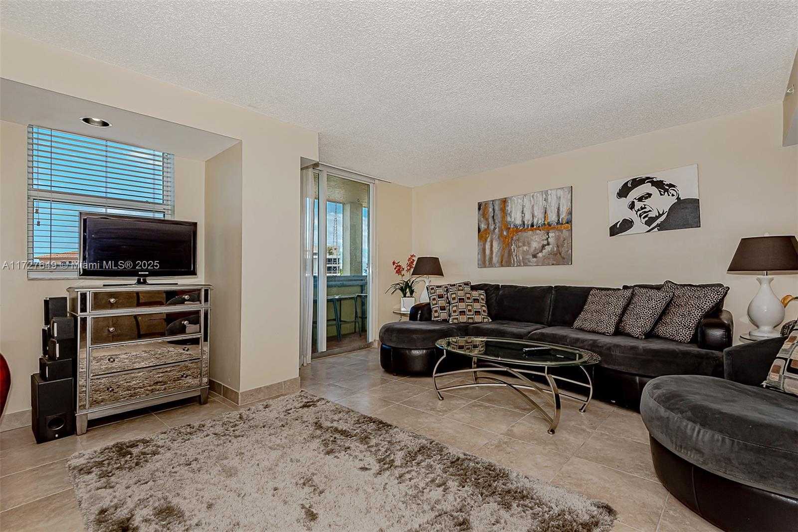 Small Image of 90 ALTON RD #501, Miami Beach Number 8