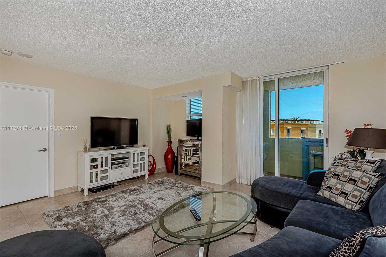 Small Image of 90 ALTON RD #501, Miami Beach Number 9