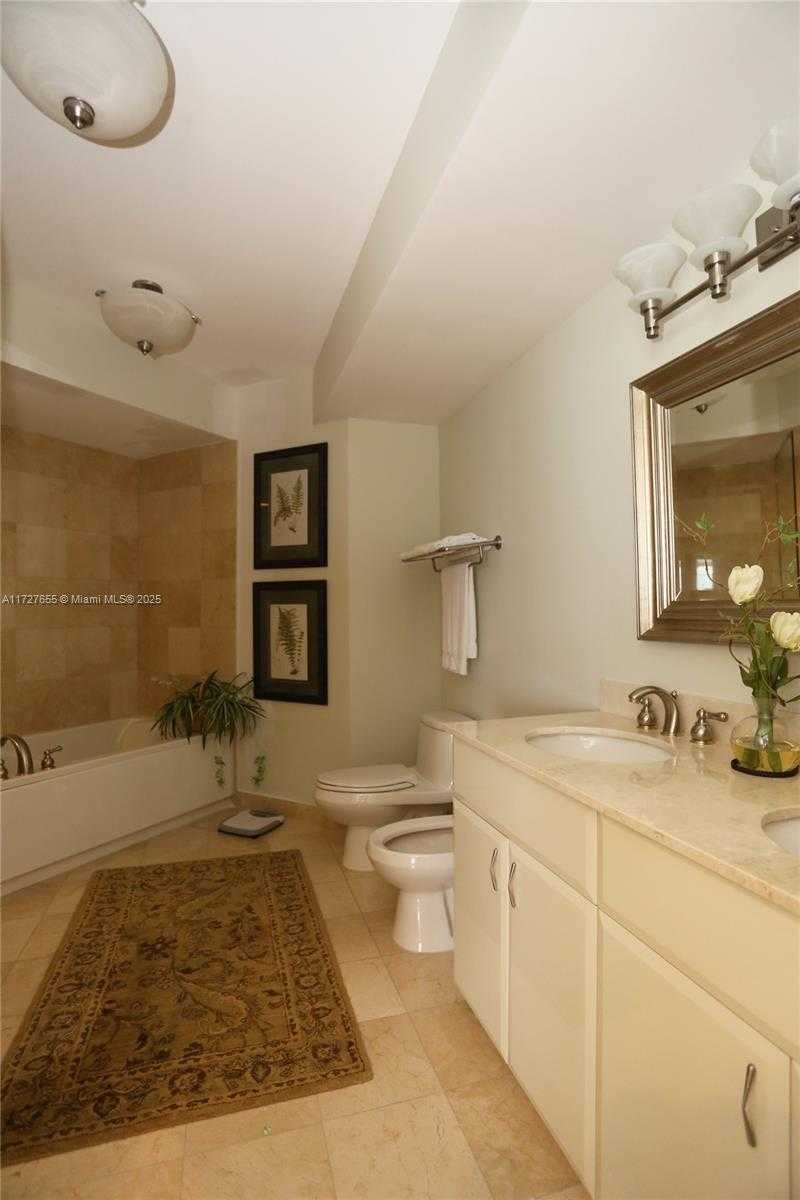 Small Image of 6365 COLLINS AVE #3401, Miami Beach Number 10