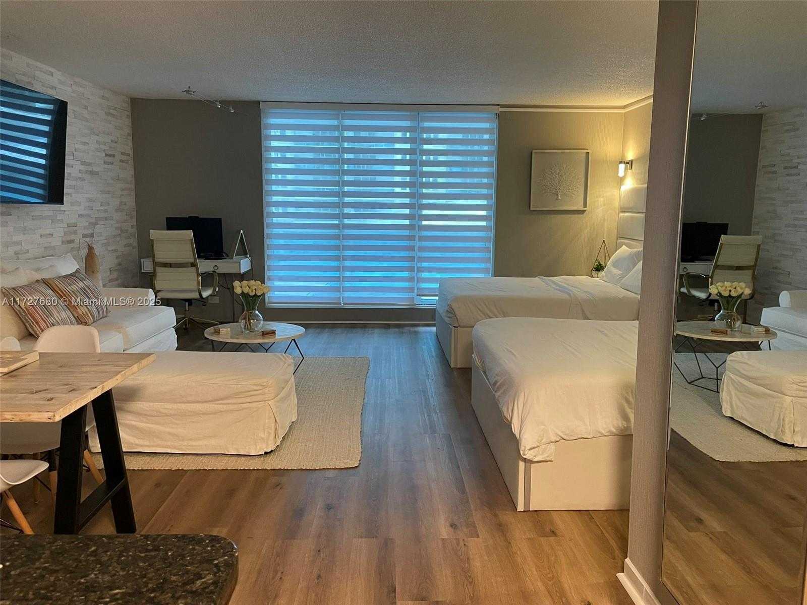 Small Image of 2301 COLLINS AVE #421, Miami Beach Number 7