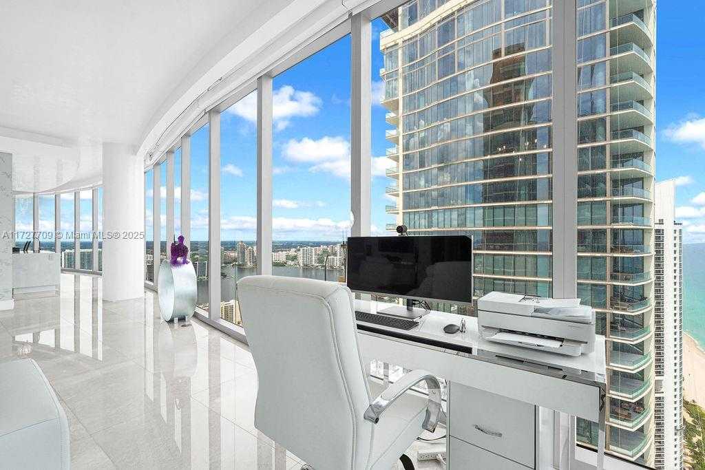 Small Image of 17901 COLLINS AVE #4005, Sunny Isles Beach Number 12