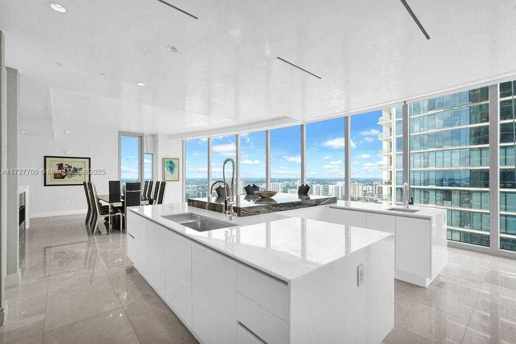 Small Image of 17901 COLLINS AVE #4005, Sunny Isles Beach Number 23